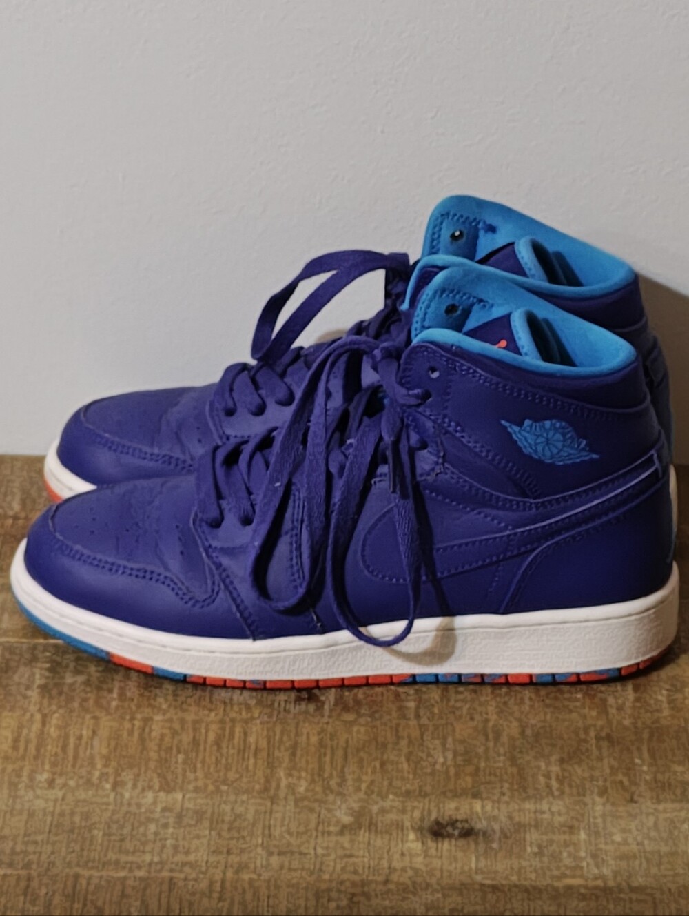 Jordan 1 Retro High 'Deep Royal' (GS) Kid's Size 5.5Y / Women's 7